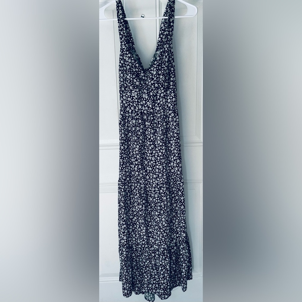 Elegant Black Floral Maxi Dress